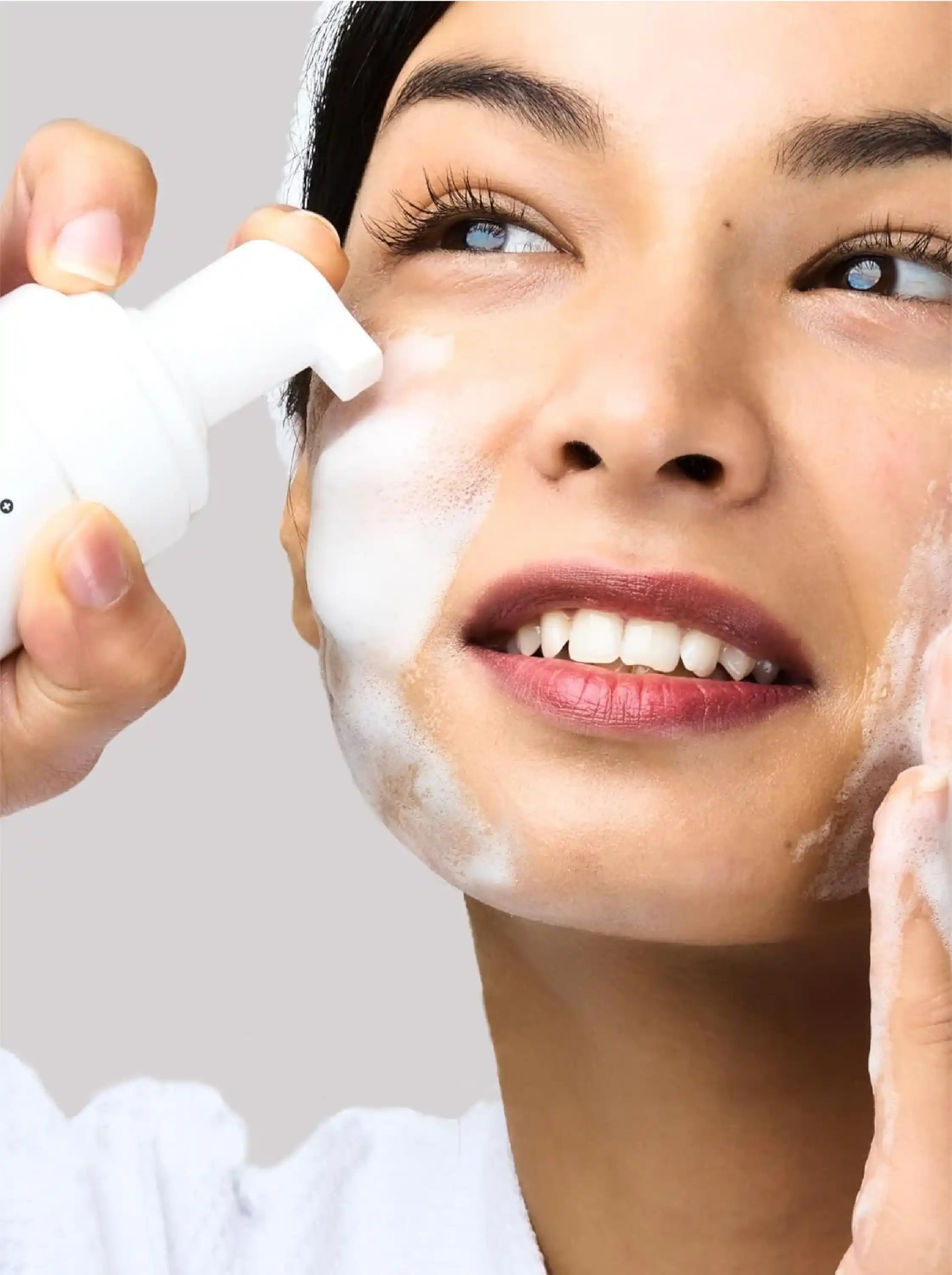 Hyaluronic Acid Foaming Cleanser